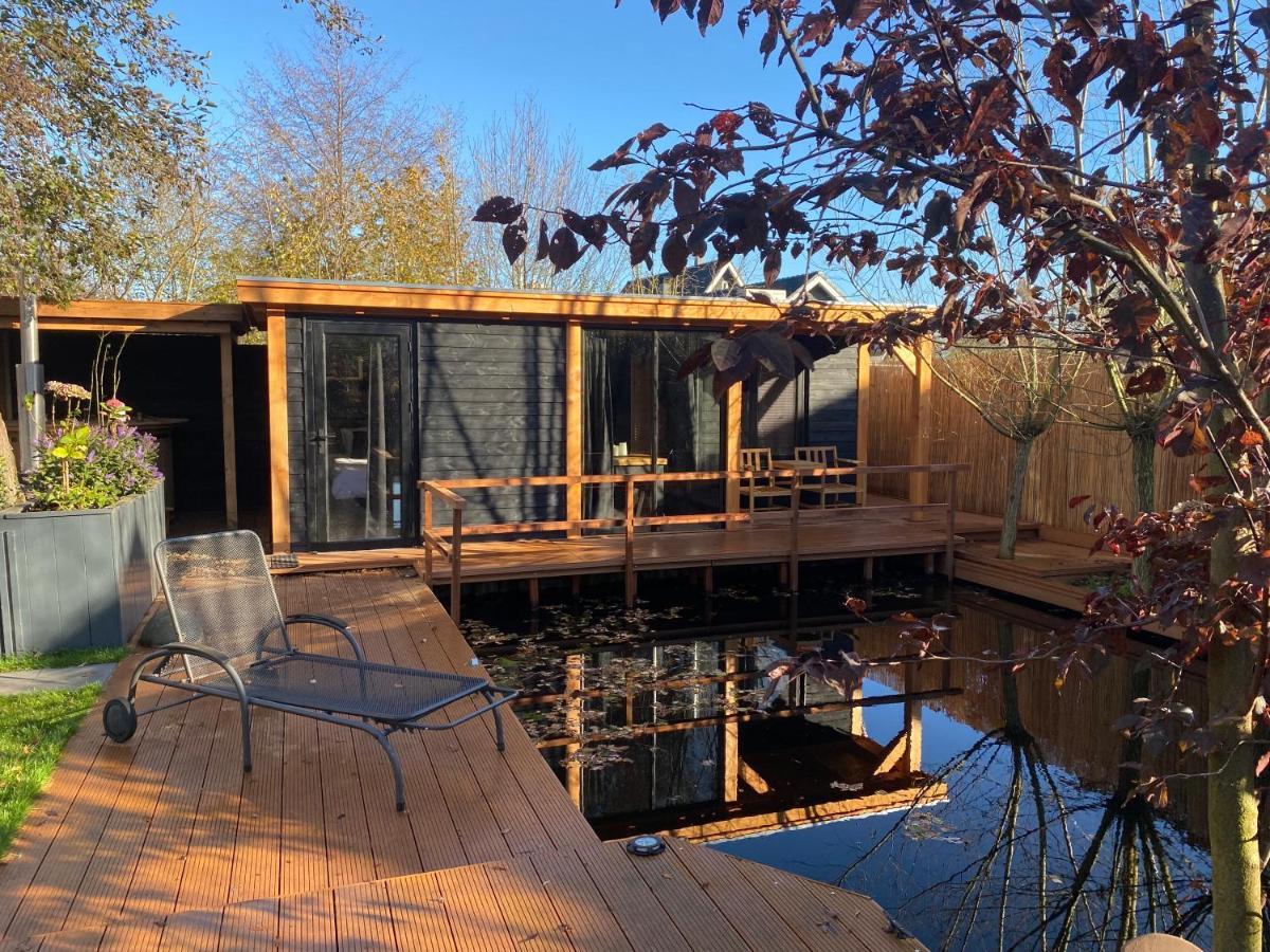 Casa Aan De Plas, Met Sauna En Hottub Of Jacuzzi * Nieuwkoop