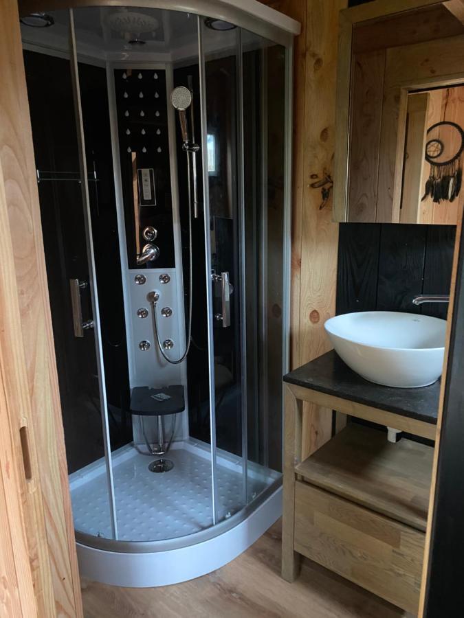 Casa Aan De Plas, Met Sauna En Hottub Of Jacuzzi Bed & Breakfast