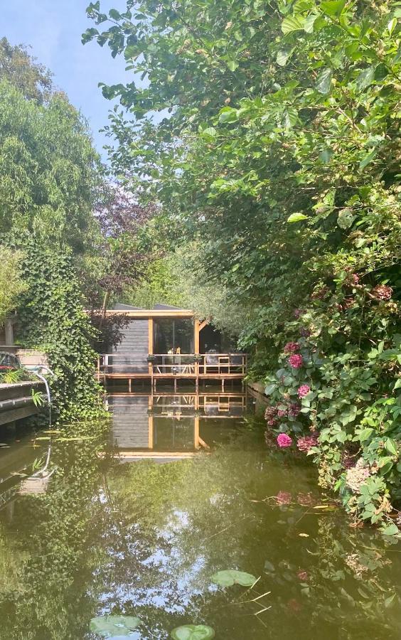 Bed & Breakfast Casa Aan De Plas, Met Sauna En Hottub Of Jacuzzi
